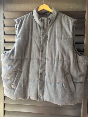 Old Navy Women's XXXXL Herringbone Grey Puffer Vest Zip Closure Pockets